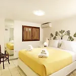 Icarus, Private Luxury Villa